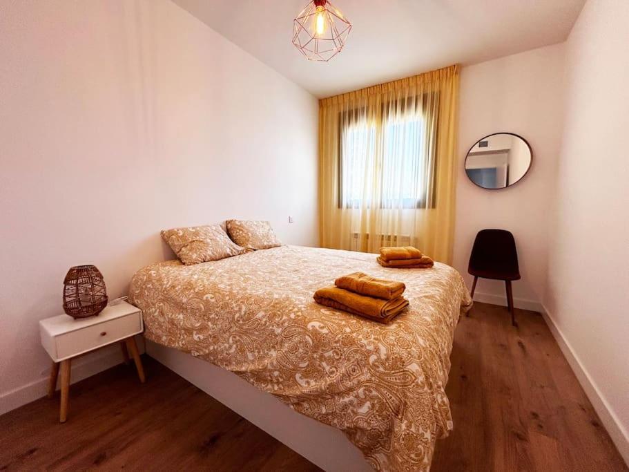 Apartamento De Cuatro Habitaciones En Talavera Talavera de la Reina Eksteriør billede