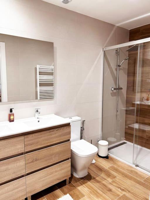 Apartamento De Cuatro Habitaciones En Talavera Talavera de la Reina Eksteriør billede